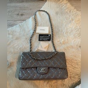 AUT CHANEL Classic small Double Flap Patent Leather Shoulder Bag Grey